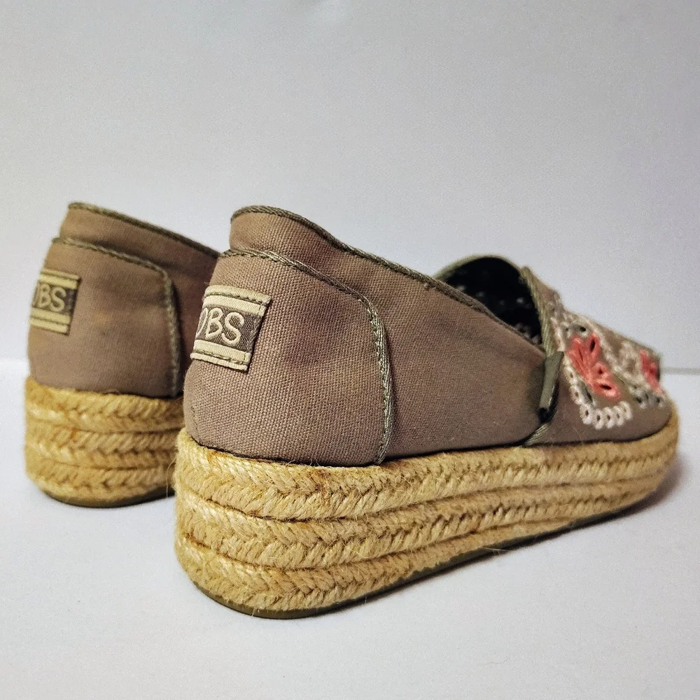 Skechers Bobs Women's Embroidered Slip-On Espadrille Canvas Arch Pillow Loafers